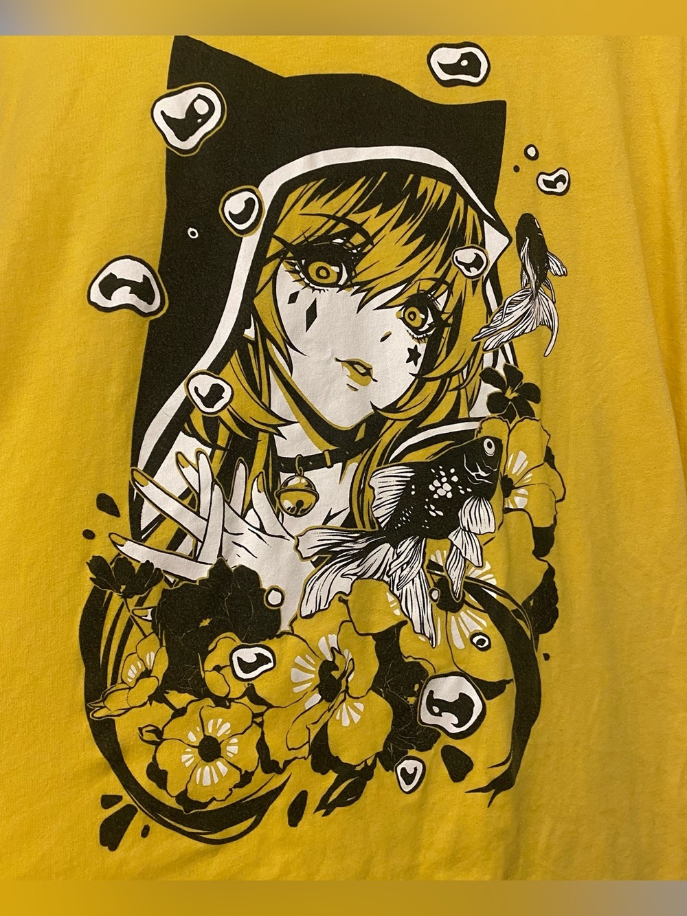 Hot Topic Size L Large 44” Genki Ghost Anime Graphic Tee T Shirt Yellow Unisex